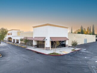 Plus de détails pour 22828-22968 Victory Blvd, Woodland Hills, CA - Local commercial à louer