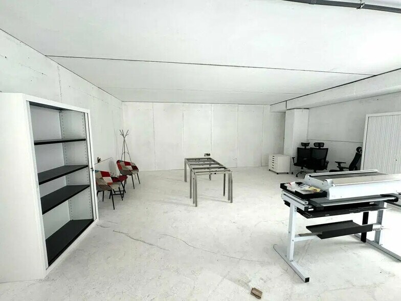 Bureau dans Colomars à louer - Photo de l’immeuble – Image 2 sur 7