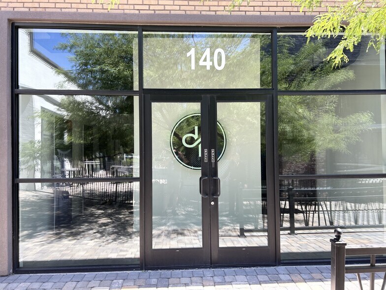 1027 S Main St, Las Vegas, NV à louer - Photo de l’immeuble – Image 3 sur 7