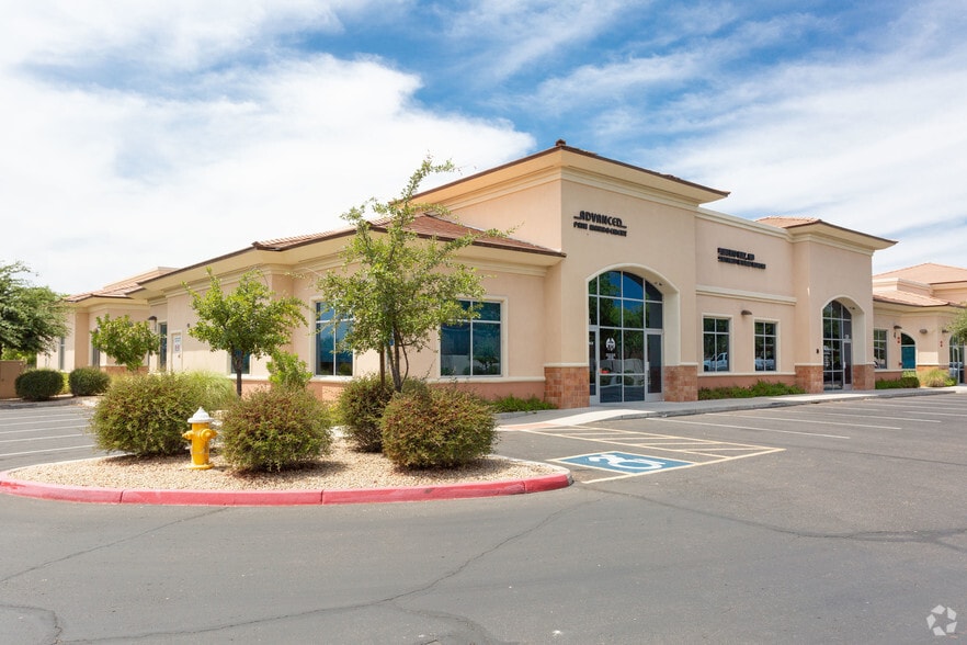 15255 N 40th St, Phoenix, AZ à louer - Photo principale – Image 1 sur 15