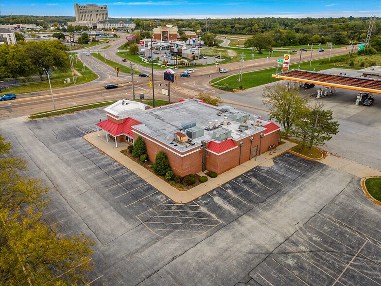 3050 Stevenson Dr, Springfield, IL à louer - Photo de l’immeuble – Image 3 sur 30