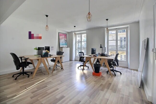 Plus de détails pour 57 Rue Du Faubourg Montmartre, Paris - Bureau à louer