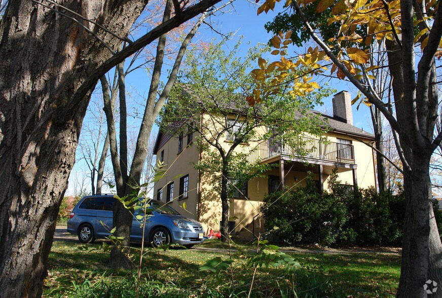 240 Littleton Rd, Parsippany, NJ à vendre - Photo de l’immeuble – Image 2 sur 8