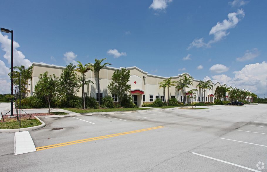 14001-14099 NW 8th St, Sunrise, FL à louer - Photo de l’immeuble – Image 1 sur 46