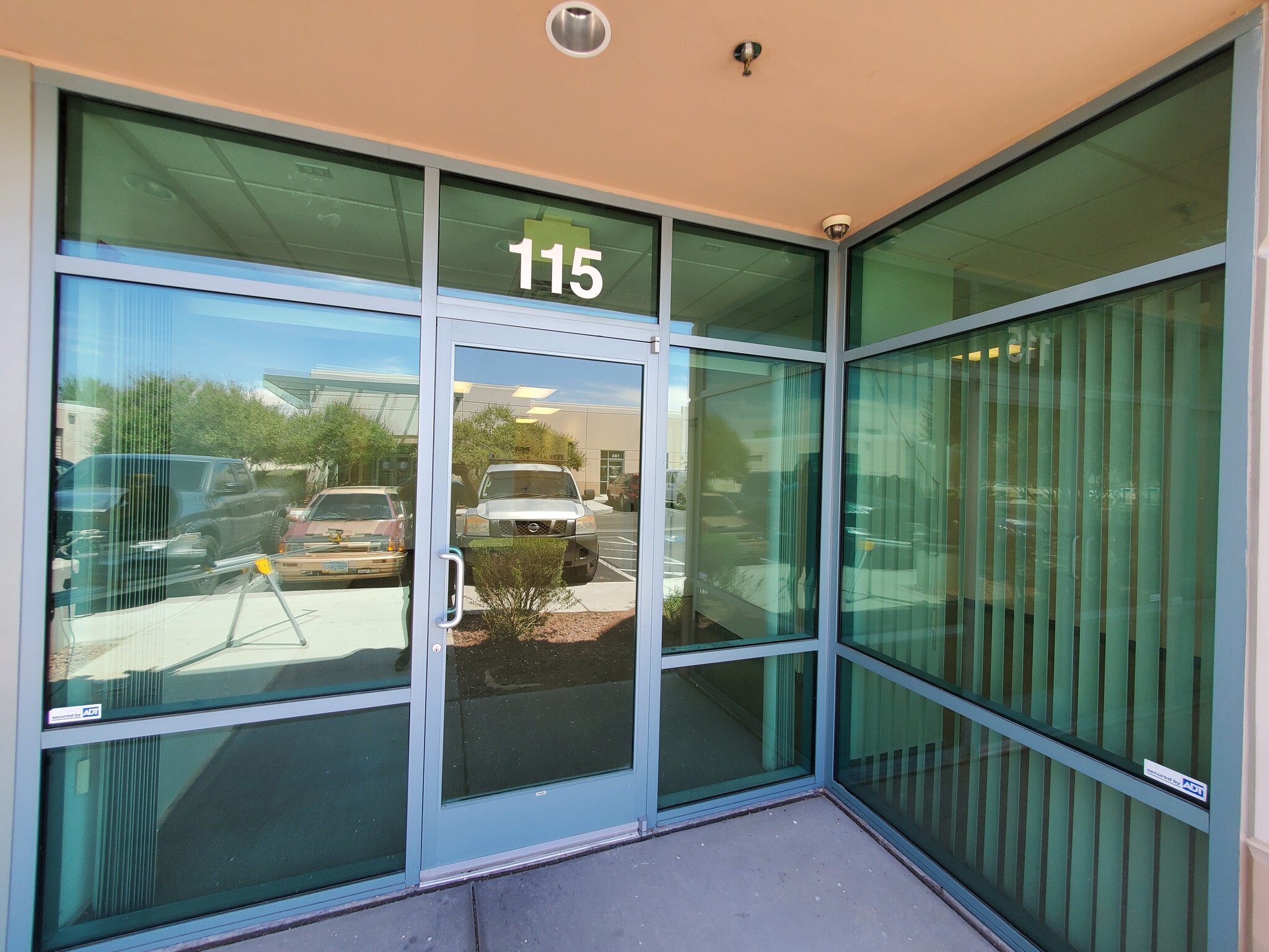 2410-2430 N Decatur Blvd, Las Vegas, NV à louer Photo de l’immeuble– Image 1 sur 17