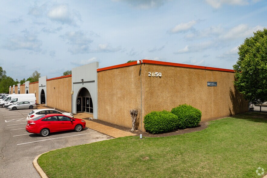 2850 Lamb Pl, Memphis, TN à vendre - Photo principale – Image 1 sur 10