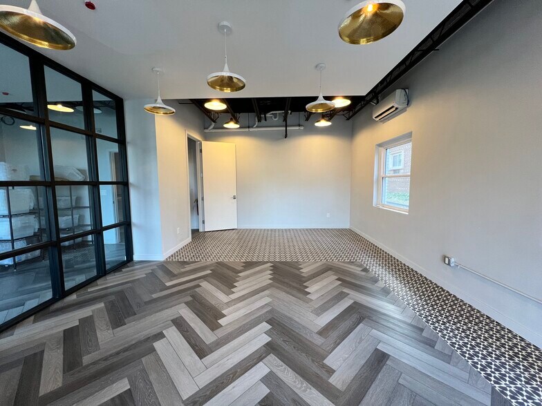 5 Mott Ave, Norwalk, CT à louer - Photo de l’immeuble – Image 3 sur 8