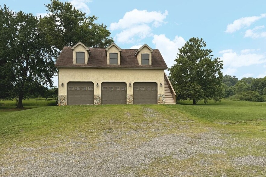 107 5th St, Delaware City, DE à vendre - Photo de l’immeuble – Image 2 sur 9