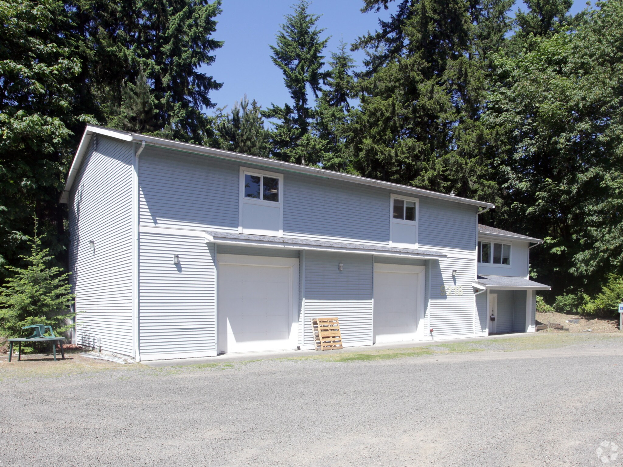 9218 Provost Rd, Silverdale, WA à louer Photo principale– Image 1 sur 2