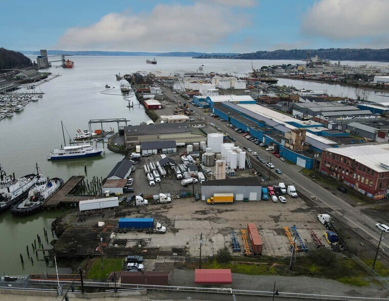 301 E 11th St, Tacoma, WA à louer - Photo principale – Image 1 sur 3