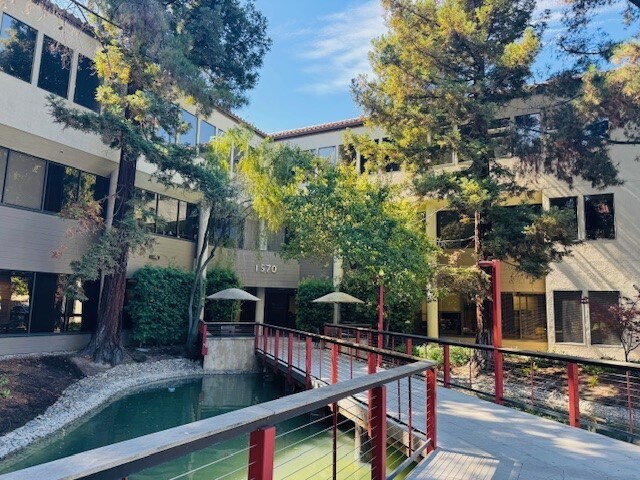 1520 The Alameda, San Jose, CA à louer Photo de l’immeuble– Image 1 sur 7