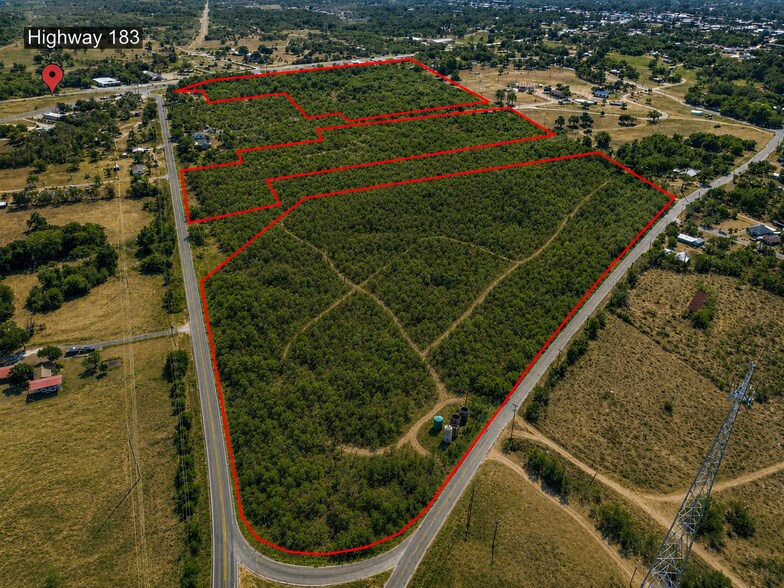 TBD HACKBERRY St, Luling, TX à vendre - Photo de l’immeuble – Image 1 sur 15