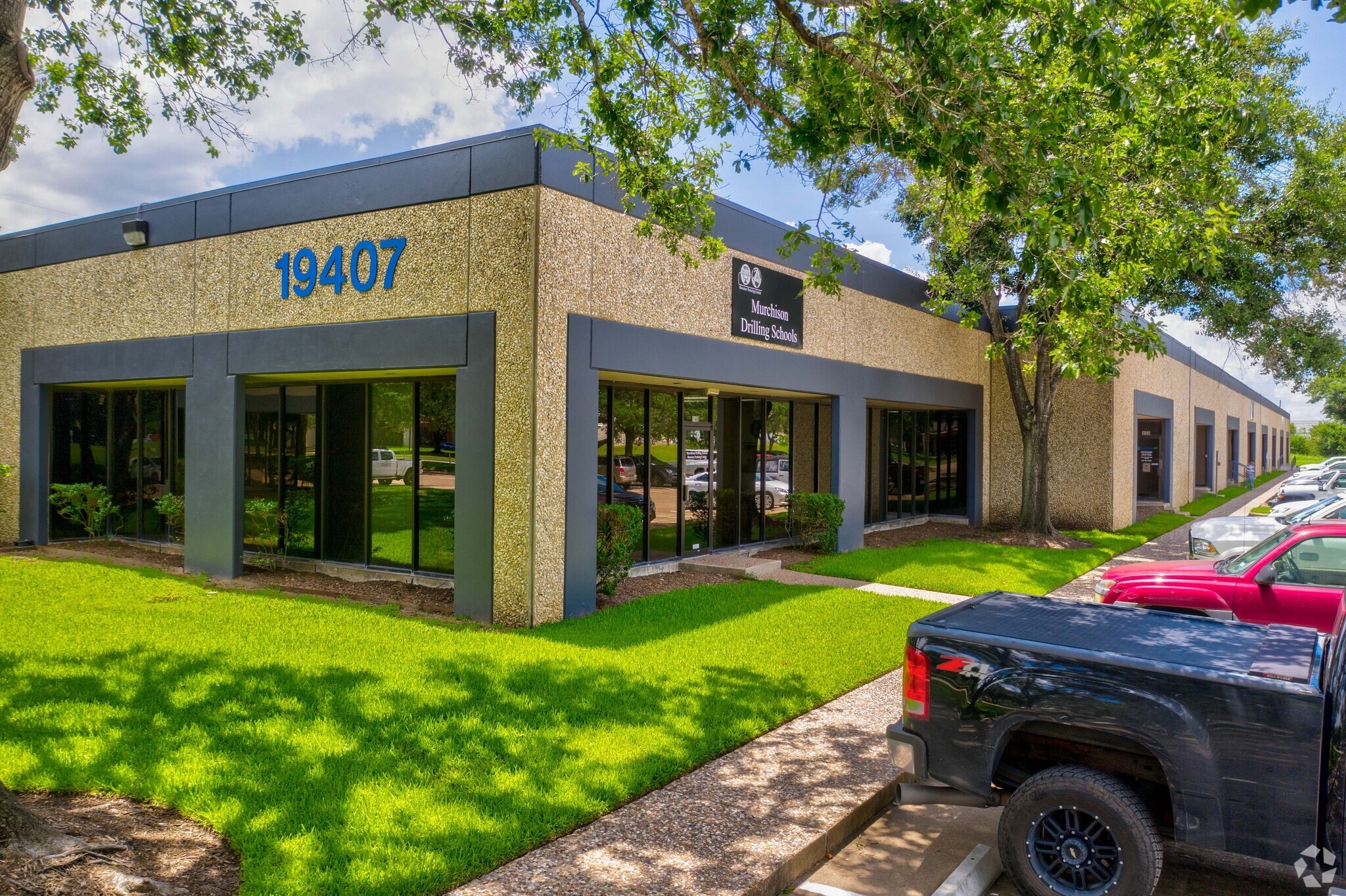19407 Park Row, Houston, TX à louer Photo de l’immeuble– Image 1 sur 13