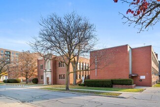 Plus de détails pour 795 Center St, Des Plaines, IL - Spécialisé à vendre