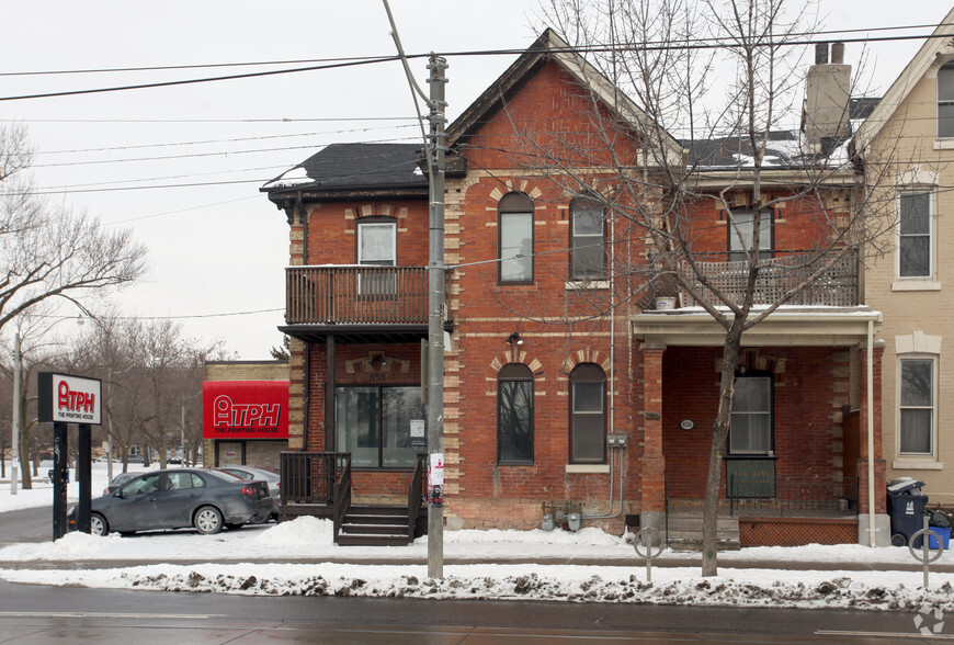 858 King St, Toronto, ON à louer - Photo de l’immeuble – Image 2 sur 2