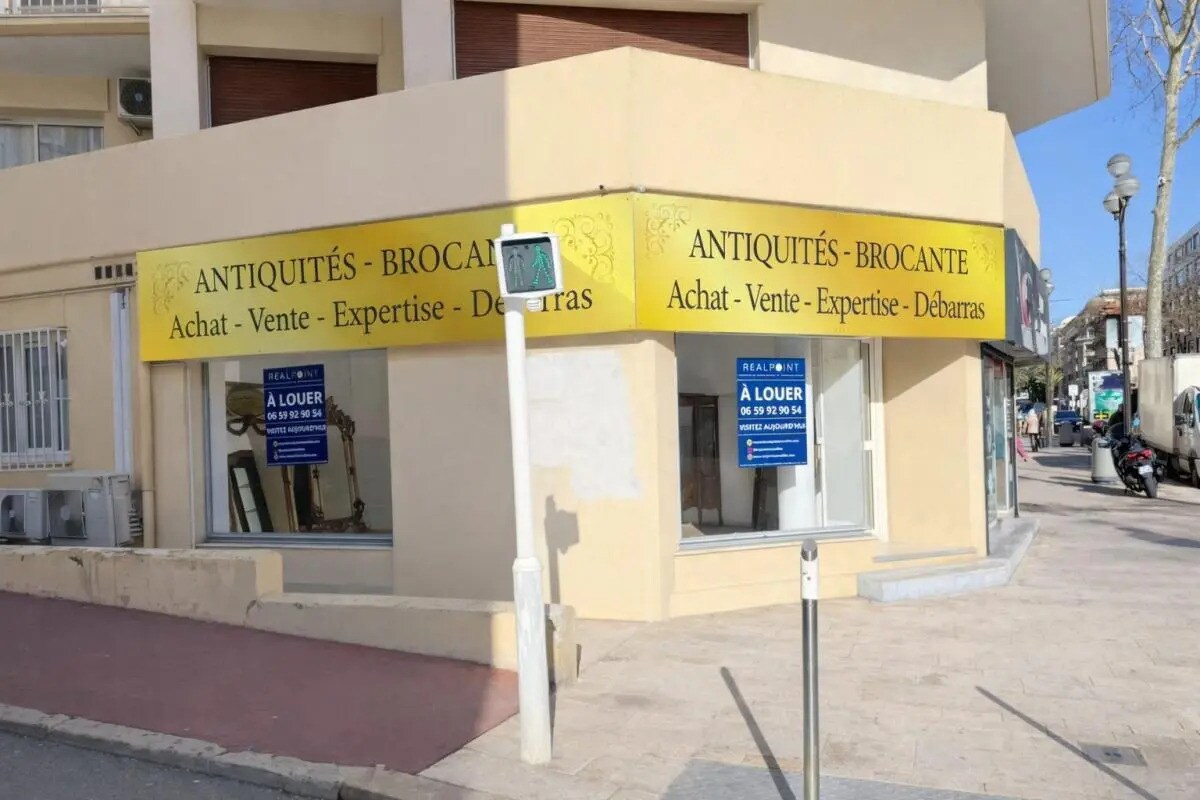 Local commercial dans Cannes à louer Photo de l’immeuble– Image 1 sur 7