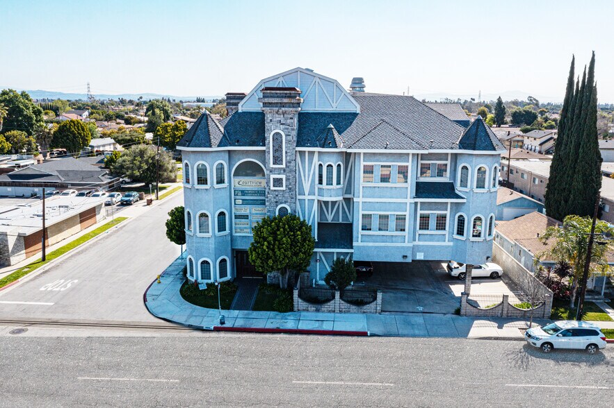 16600 Woodruff Ave, Bellflower, CA à louer - Photo de l’immeuble – Image 1 sur 10