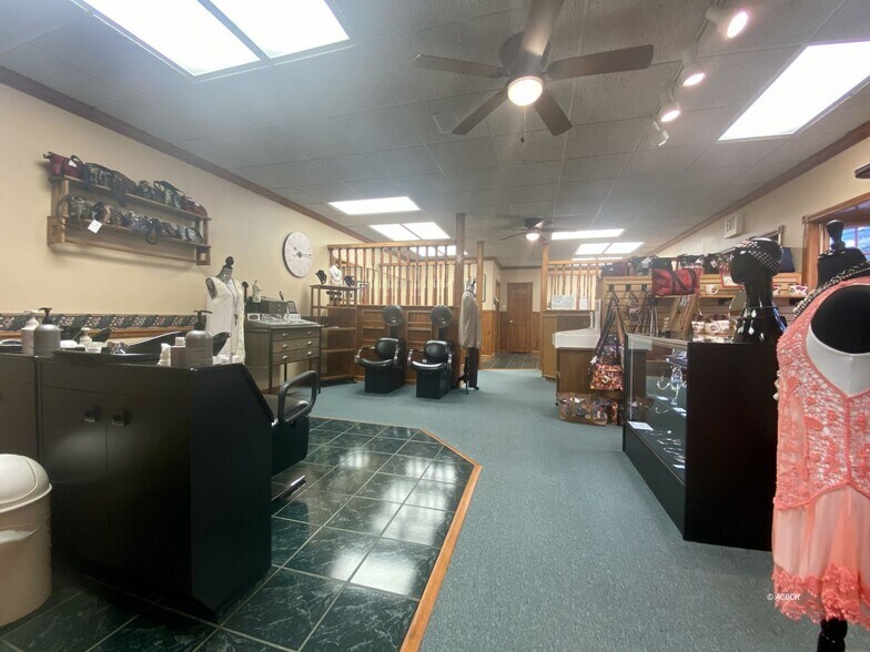 2239 State Route 141, Gallipolis, OH à vendre - Photo intérieure – Image 3 sur 12