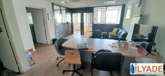 Plus de détails pour 485 Rue Marcelin Berthelot, Aix-en-Provence - Bureau à vendre