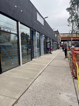 Plus de détails pour 40-16 National St, Corona, NY - Local commercial à louer