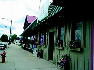 1099 Wilcox, White Cloud, MI à vendre - Photo de l’immeuble – Image 2 sur 4