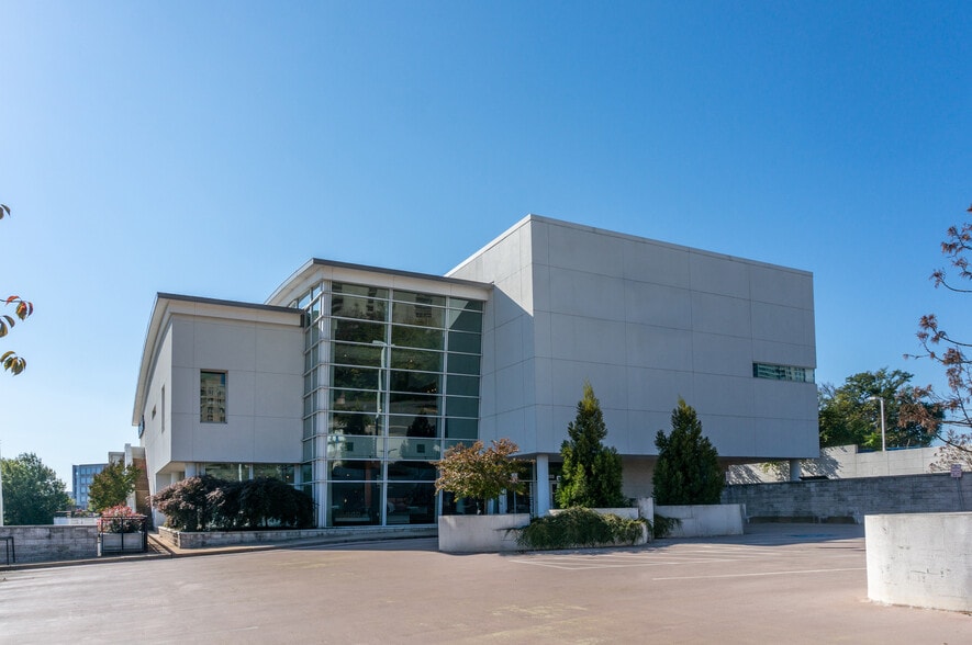 1800 W International Dr, McLean, VA à louer - Photo principale – Image 1 sur 6