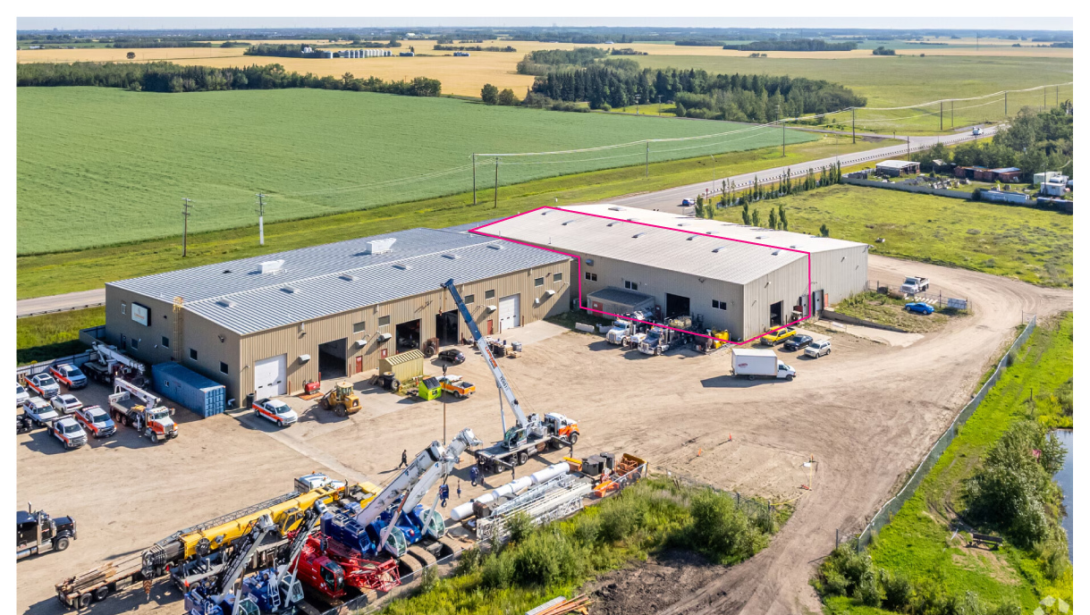 24521 510 Township Rd, Nisku, AB à louer Photo intérieure– Image 1 sur 8