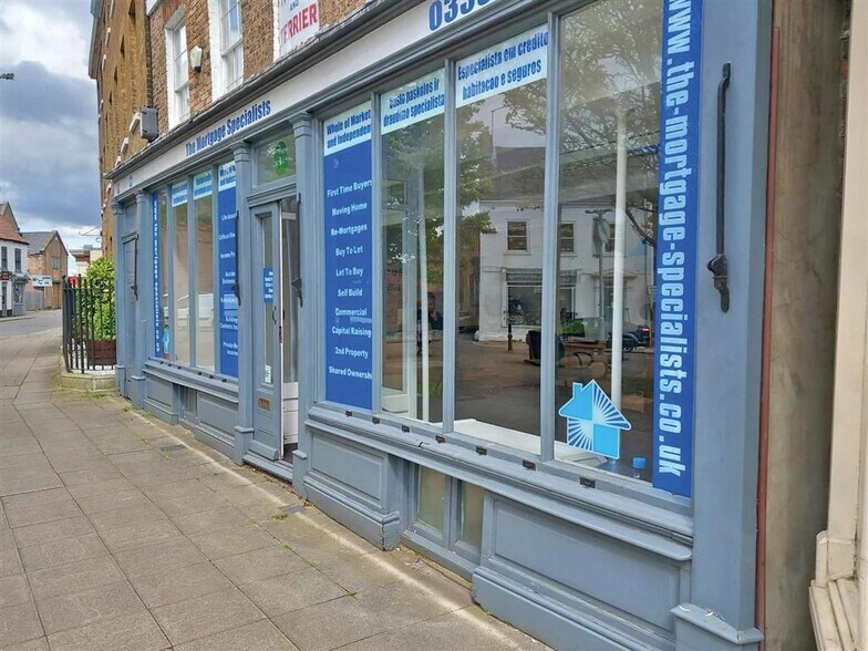 3-4 Old Market, Wisbech à vendre - Photo de l’immeuble – Image 1 sur 7