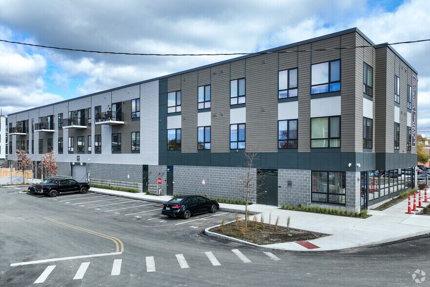 266 Canal St, Salem, MA à louer - Photo de l’immeuble – Image 2 sur 67