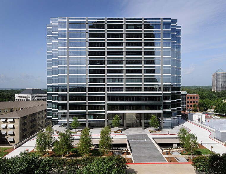3300 Riverwood Pky SE, Atlanta, GA à louer - Photo de l’immeuble – Image 3 sur 18