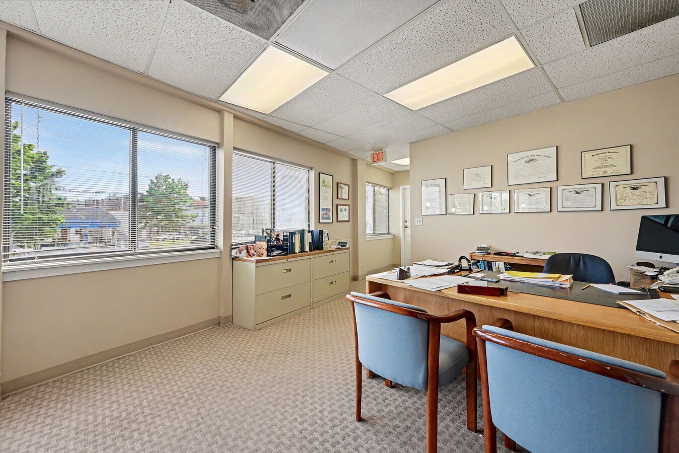 22-24 East Ave, New Canaan, CT 06840 - Lot 21 - - Photo intérieure - Image 1 of 7