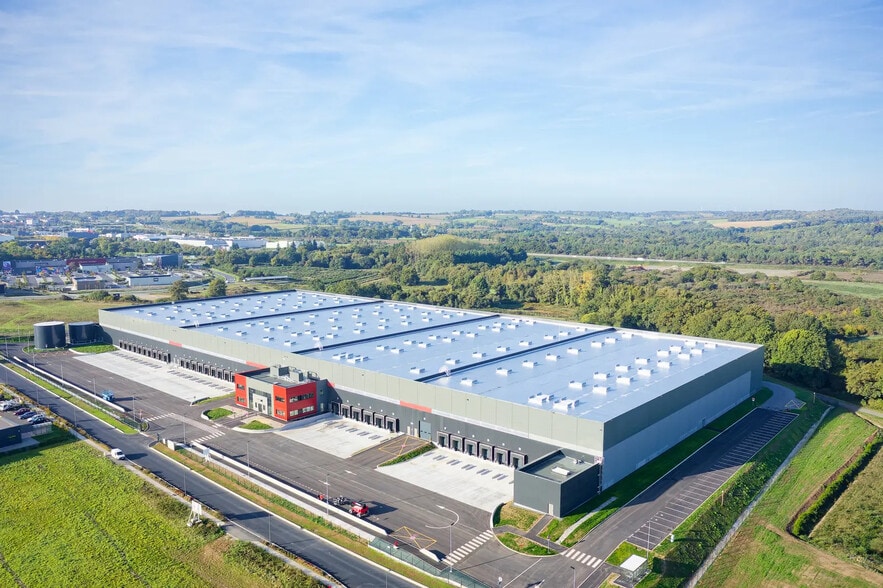 Industriel/Logistique dans Pléchâtel à louer - Aérien – Image 2 sur 3