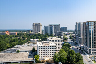 2970 Peachtree Rd NW, Atlanta, GA - VUE AÉRIENNE  vue de carte