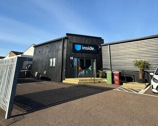 Plus de détails pour Stadium Business Ct, Milton Keynes - Bureau à louer