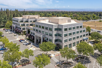 3-9 E River Park Pl E, Fresno, CA - VUE AÉRIENNE  vue de carte