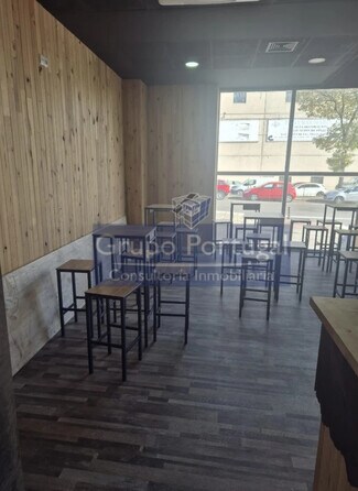 Plus de détails pour Local commercial à louer