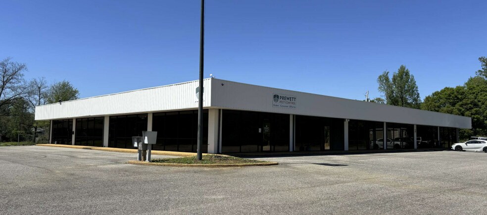 5120 E McFarland Blvd, Tuscaloosa, AL à louer - Photo de l’immeuble – Image 1 sur 1