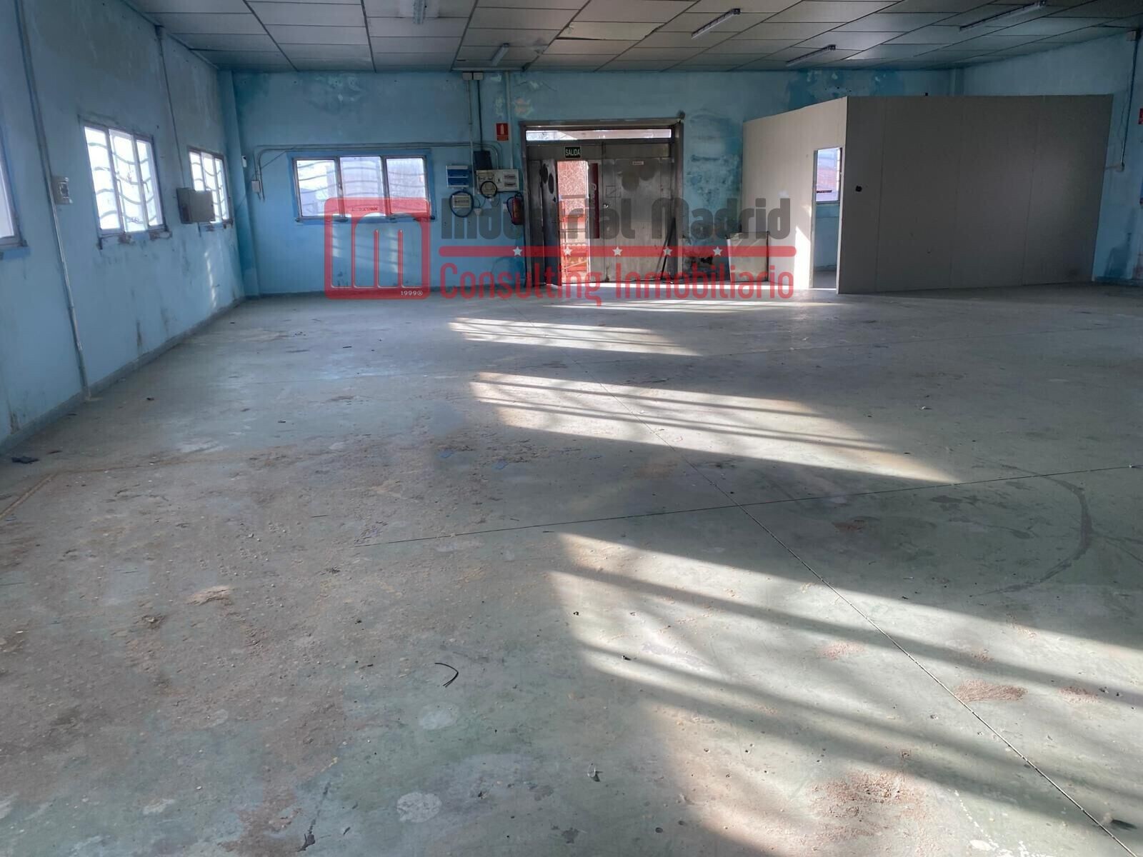 Industriel/Logistique dans Arganda del Rey, Madrid à louer Photo principale– Image 1 sur 3