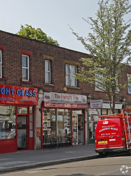 190 Northfield Ave, Londres à louer - Photo principale – Image 1 sur 2