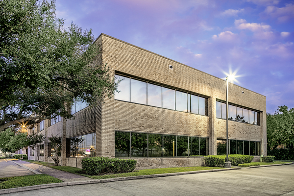 8031 Airport Blvd, Houston, TX à louer - Photo de l’immeuble – Image 2 sur 4