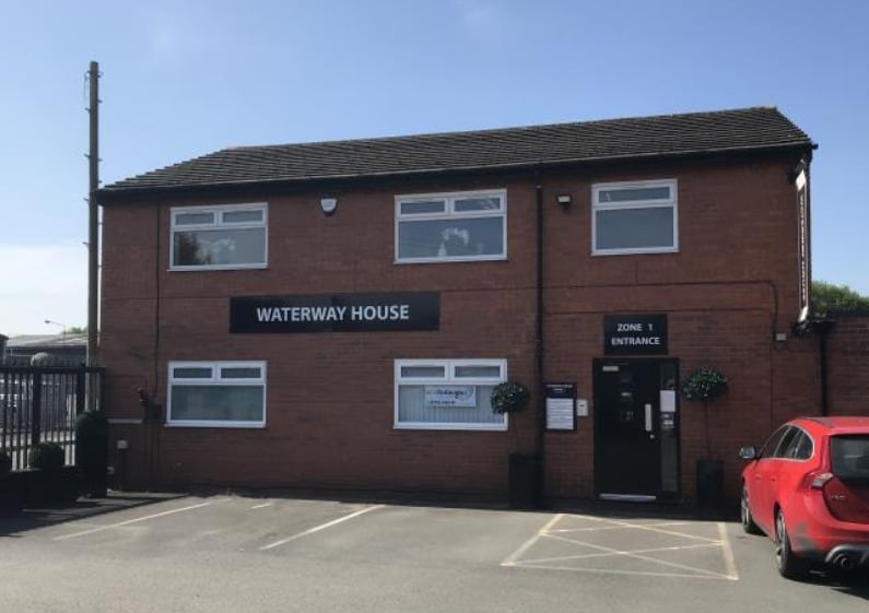 Canal St, Off Woodhouse Ln, Wigan à louer Photo principale– Image 1 sur 5