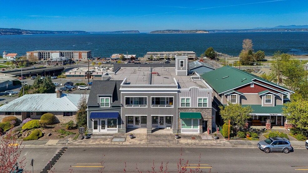 716 3rd St, Mukilteo, WA à vendre - Photo principale – Image 1 sur 6
