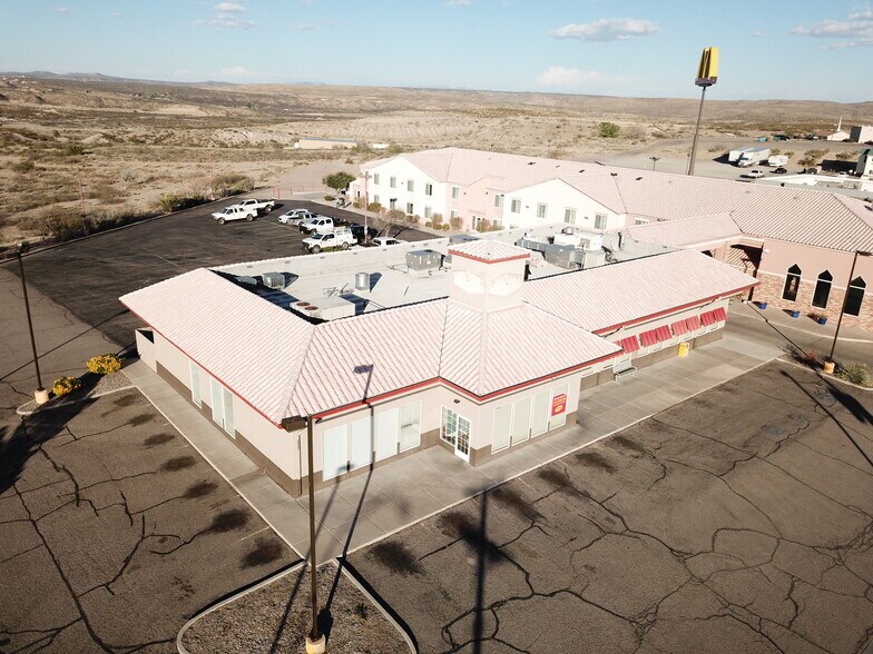 2255 N Date St, Truth Or Consequences, NM à vendre - Photo de l’immeuble – Image 3 sur 30