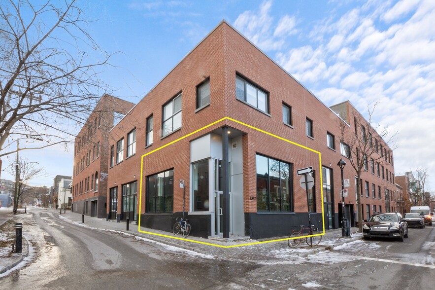 4350 Av De L'hôtel-De-Ville, Montréal, QC à louer - Photo principale – Image 1 sur 2