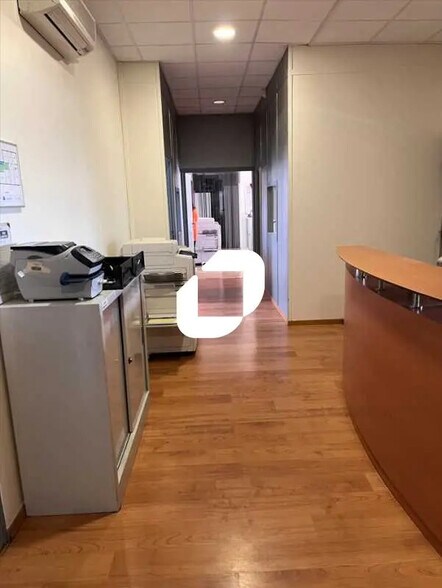 Bureau dans Saint-Ouen-sur-Seine à louer - Photo de l’immeuble – Image 2 sur 13