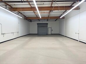 330 S Pacific St, San Marcos, CA à louer Photo intérieure– Image 1 sur 5