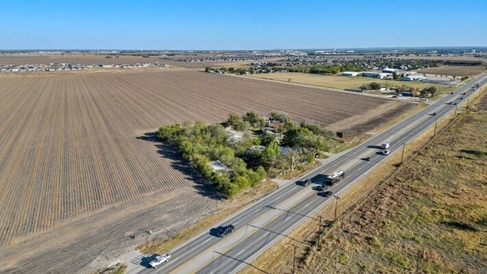 3465 TX-46 Hwy, Seguin, TX à vendre Photo principale– Image 1 sur 9