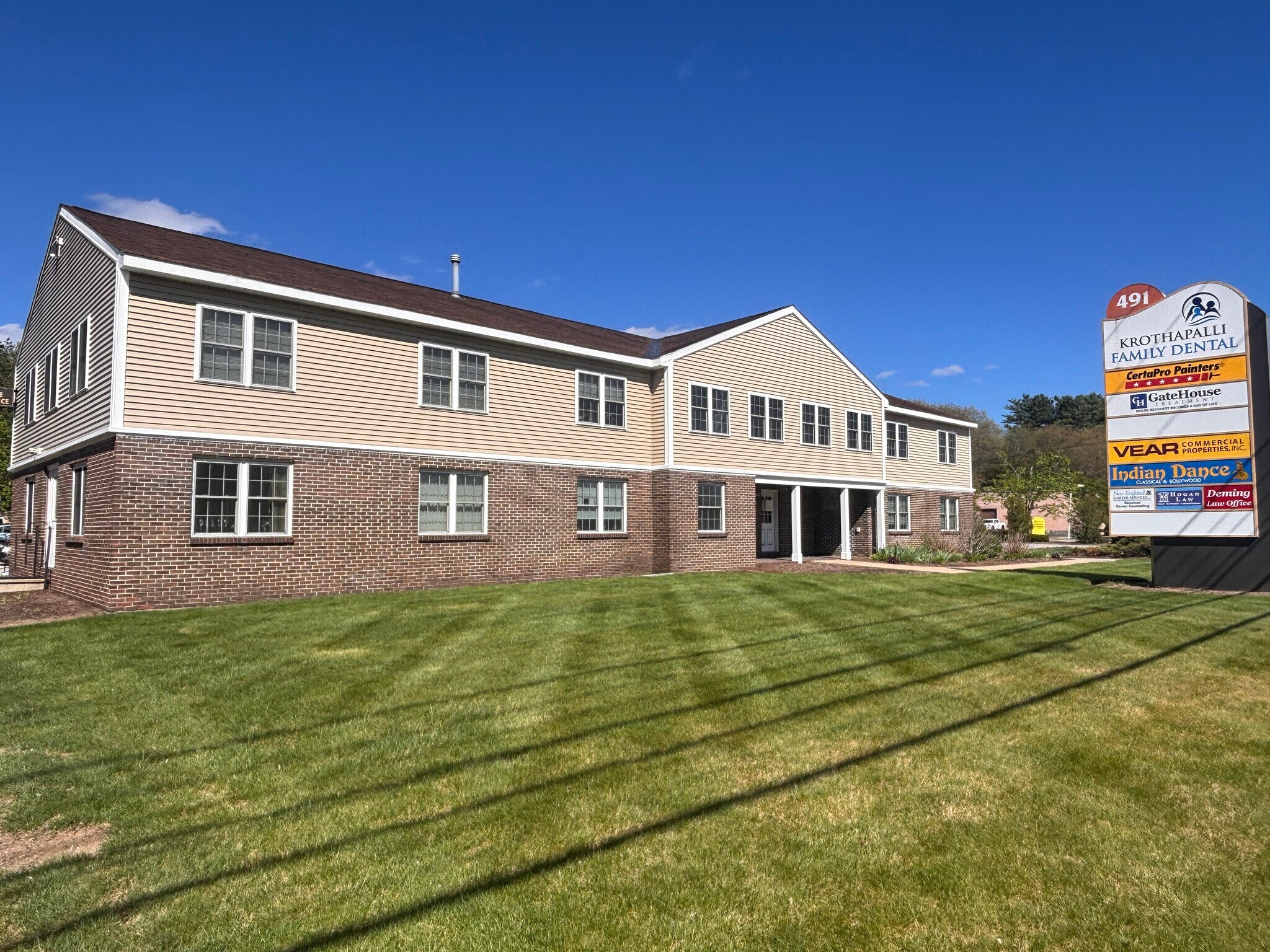 491 Amherst St, Nashua, NH à louer Photo principale– Image 1 sur 6