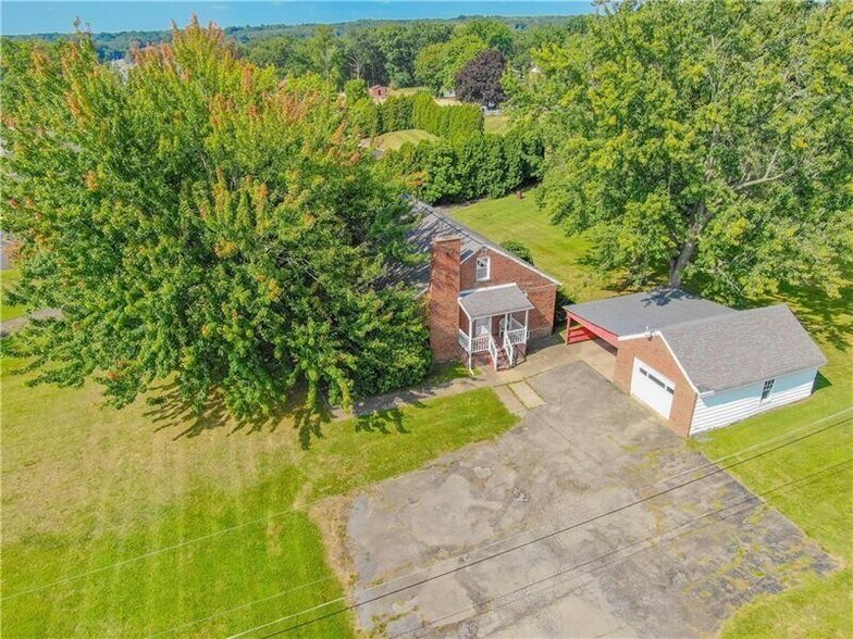 2516 Wilmington Rd, New Castle, PA à vendre - Photo principale – Image 1 sur 10