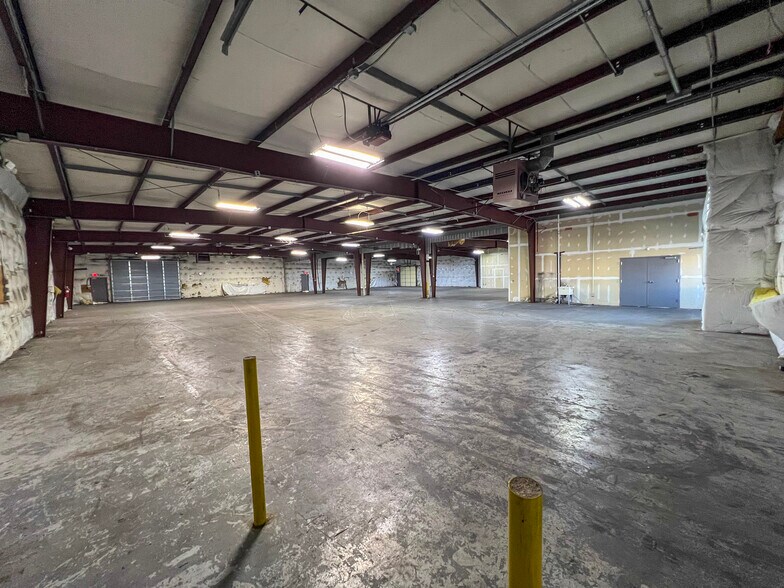 4701 Commercial Dr NW, Huntsville, AL à louer - Photo de l’immeuble – Image 3 sur 18